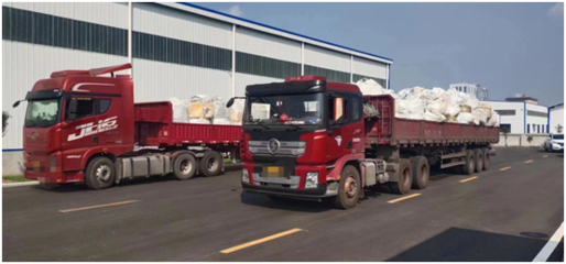 崇阳县交通运输执法大队 筑牢道路运输安全防线 强化有害固体废物运输监管